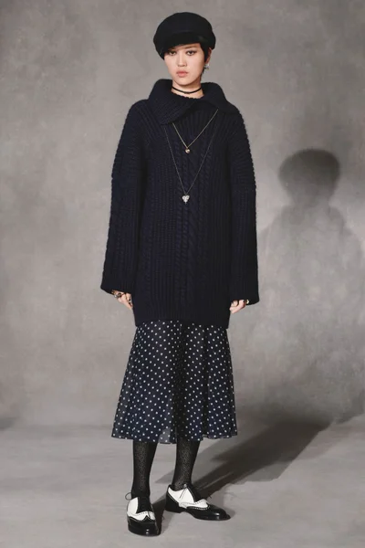 Look 13